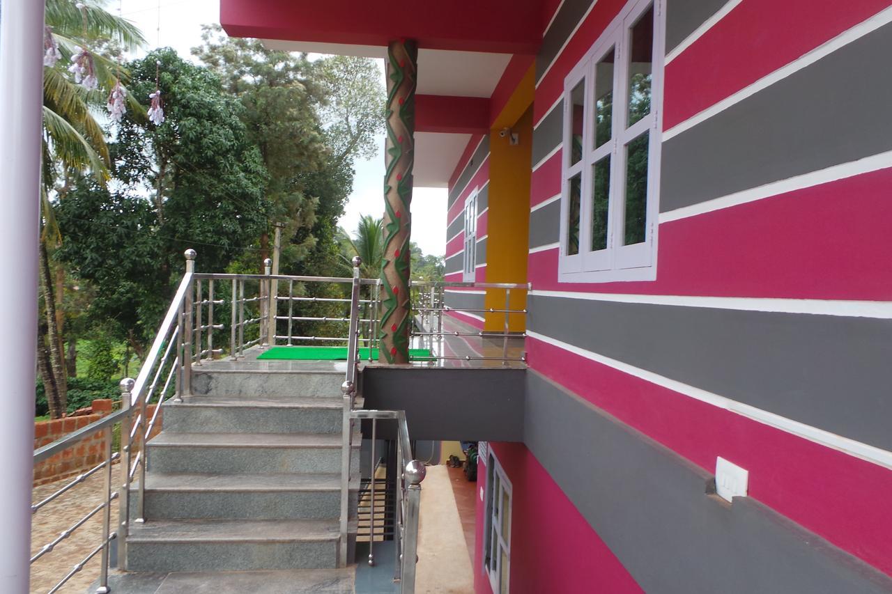 Iroomz Sri Vinayaka Comfort Virajpet Εξωτερικό φωτογραφία