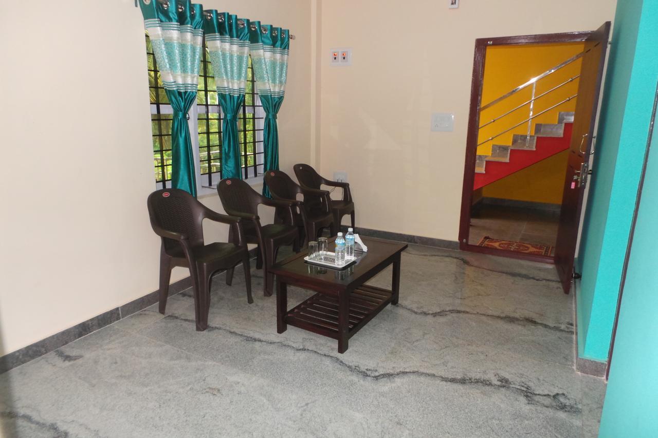 Iroomz Sri Vinayaka Comfort Virajpet Εξωτερικό φωτογραφία