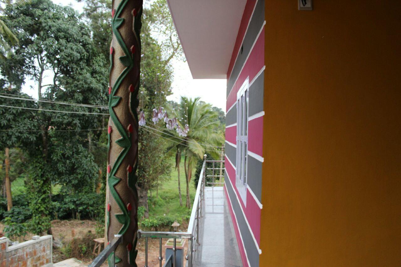 Iroomz Sri Vinayaka Comfort Virajpet Εξωτερικό φωτογραφία