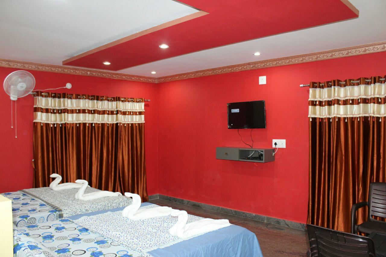 Iroomz Sri Vinayaka Comfort Virajpet Εξωτερικό φωτογραφία